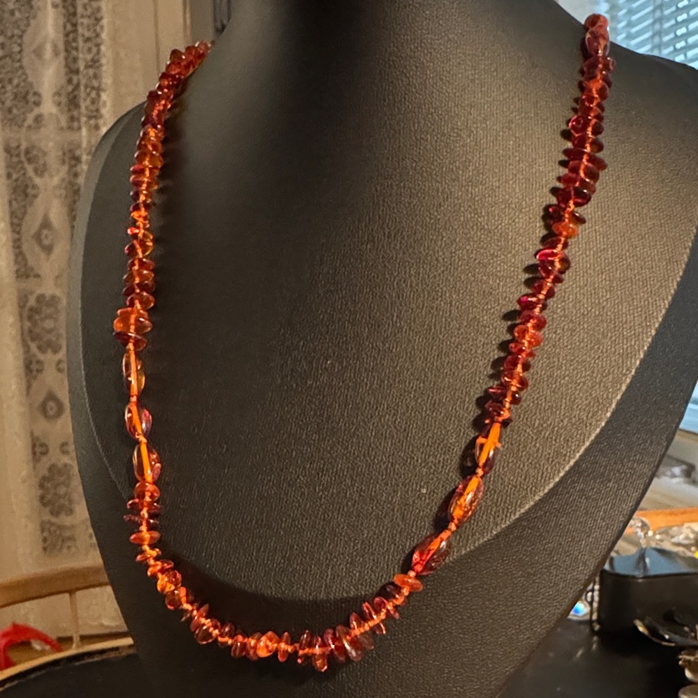 Polished Amber Chip & Oval Bead Single Strand Necklace